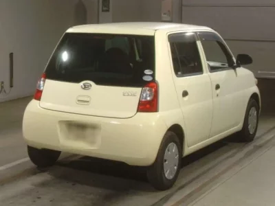 Daihatsu Esse