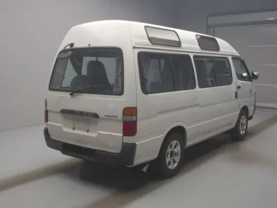 Toyota REGIUS ACE COMMUTER