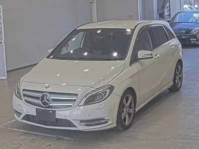 Mercedes-Benz B CLASS