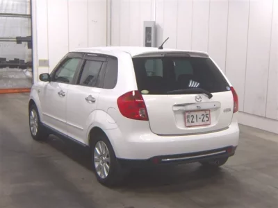 Mazda VERISA