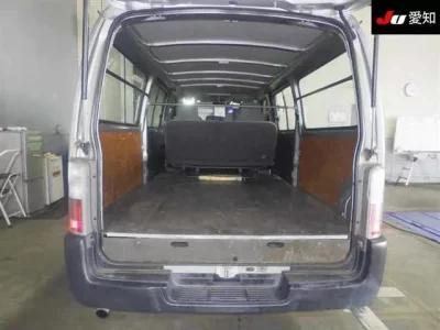 Nissan CARAVAN VAN