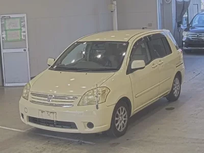 Toyota RAUM