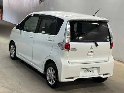 Mitsubishi EK CUSTOM