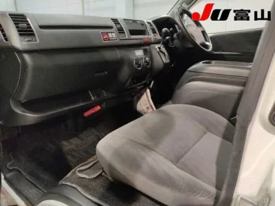 Toyota REGIUS ACE VAN