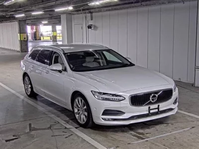 Volvo V90