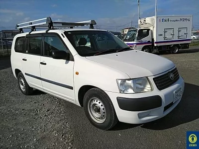 Toyota SUCCEED