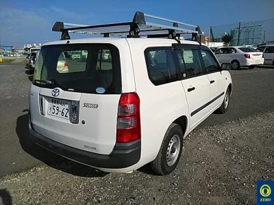 Toyota SUCCEED