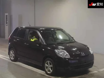 Mazda VERISA