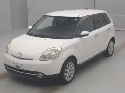 Mazda VERISA