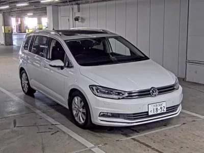 Volkswagen GOLF TOURAN