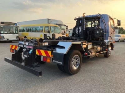 Mitsubishi FUSO FIGHTER