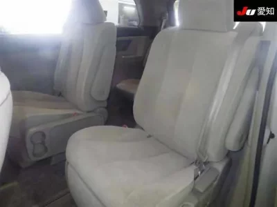 Toyota ESTIMA HYBRID