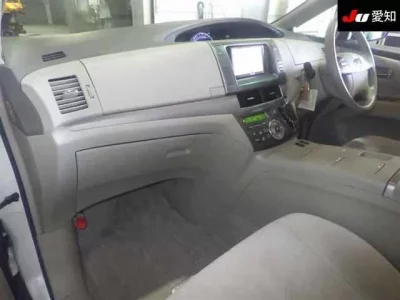 Toyota ESTIMA HYBRID