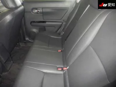 Toyota COROLLA RUMION