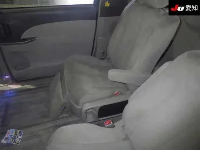 Toyota ESTIMA HYBRID