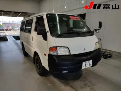 Mitsubishi DELICA