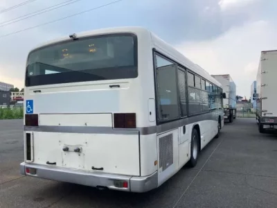 Hino BLUERIBBON