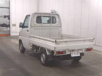 Nissan CLIPPER TRUCK