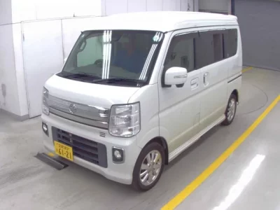 Nissan CLIPPER RIO