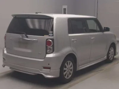 Toyota COROLLA RUMION