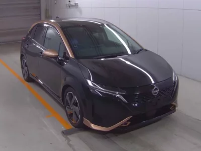 Nissan AURA