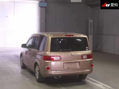 Nissan LAFESTA