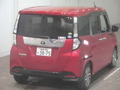 Toyota TANK