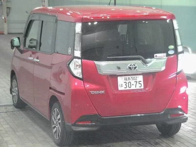 Toyota TANK