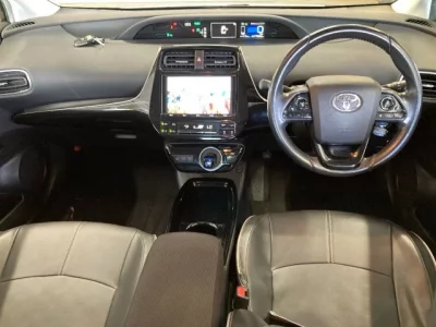 Toyota PRIUS PHV