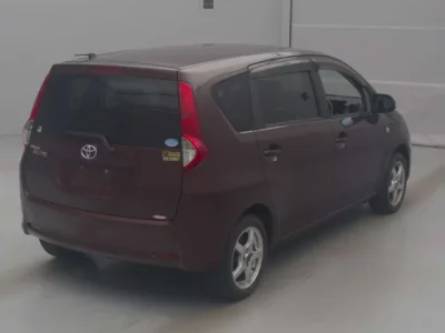 Toyota PASSO SETTE