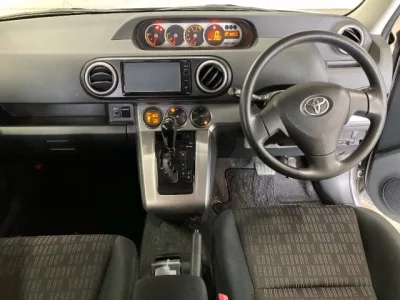 Toyota COROLLA RUMION