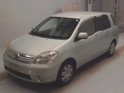Toyota RAUM