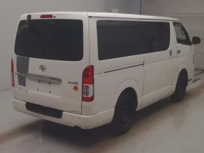 Toyota REGIUS ACE VAN