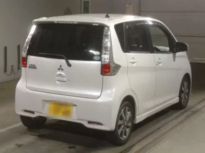 Mitsubishi EK CUSTOM