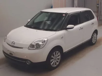 Mazda VERISA
