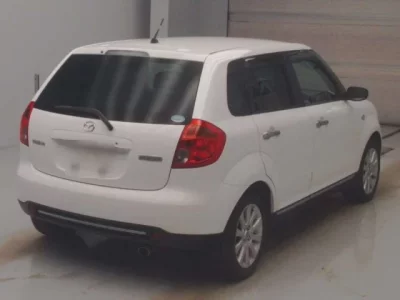 Mazda VERISA