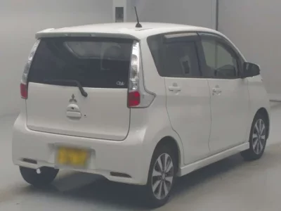 Mitsubishi EK CUSTOM