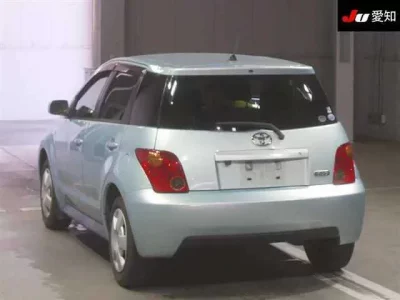 Toyota IST