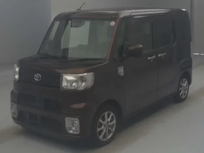 Toyota PIXIS MEGA