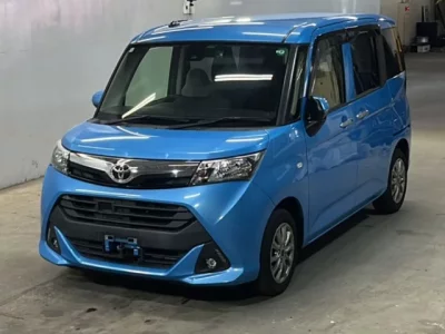 Toyota TANK