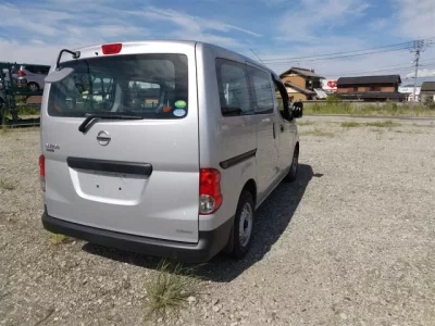 Nissan NV200