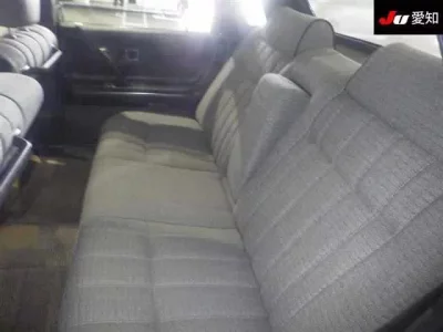 Mitsubishi DEBONAIR