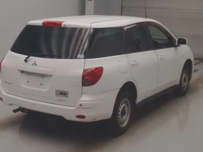 Mitsubishi LANCER VAN