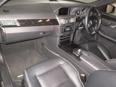 Mercedes-Benz E CLASS WAGON