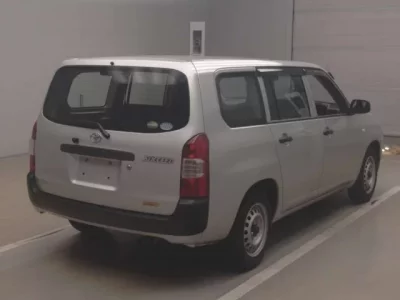 Toyota SUCCEED