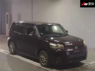 Toyota COROLLA RUMION