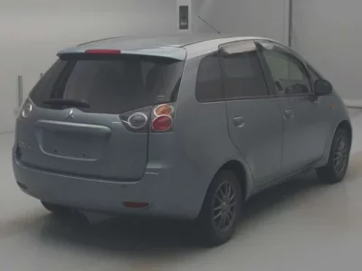 Mitsubishi COLT PLUS