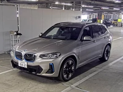 BMW iX3