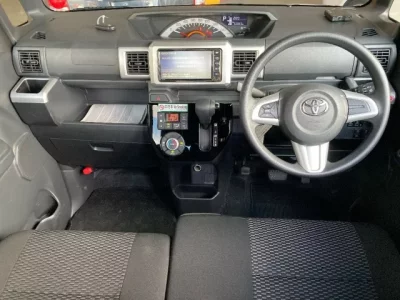Toyota PIXIS MEGA