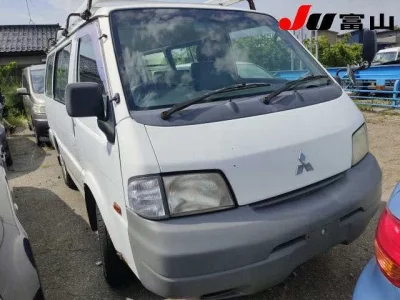 Mitsubishi DELICA TRUCK